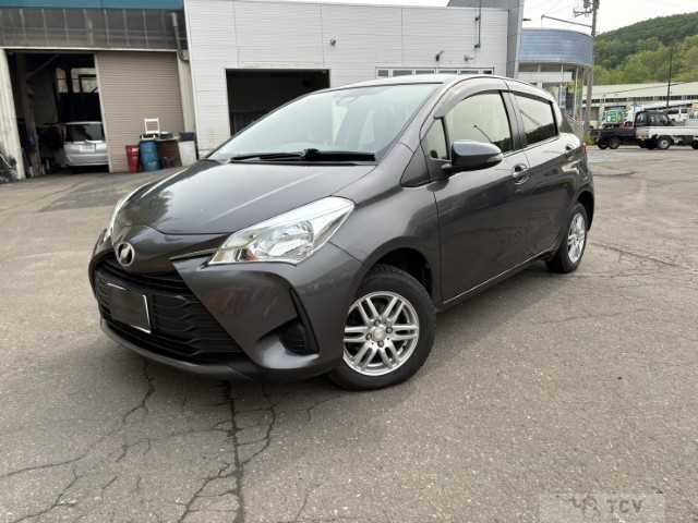 2017 Toyota Vitz