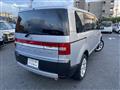2009 Mitsubishi Delica D5
