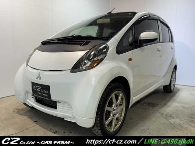 2012 Mitsubishi i