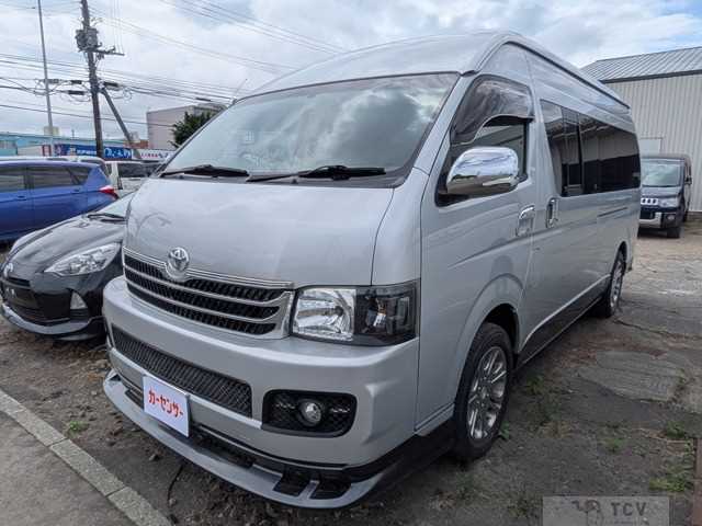 2005 Toyota Hiace Van
