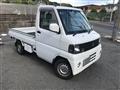 2003 Mitsubishi Minicab Truck