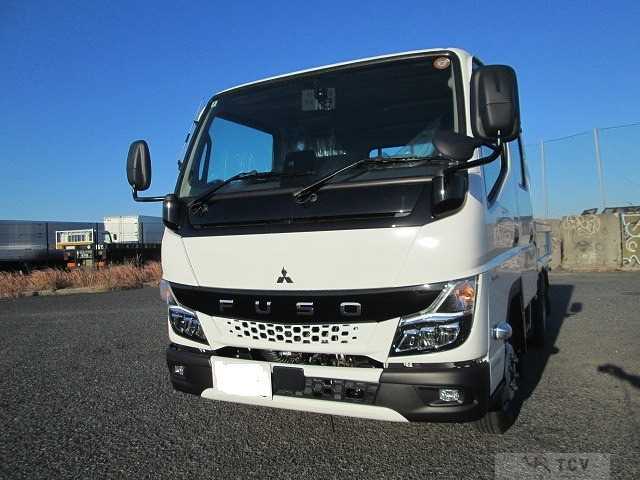2025 Mitsubishi Canter