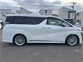 2018 Toyota Vellfire