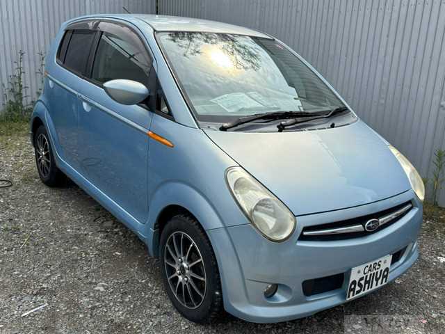 2005 Subaru R2