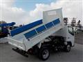 2016 Mitsubishi Canter