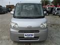 2010 Daihatsu Tanto