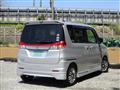 2011 Mitsubishi Delica