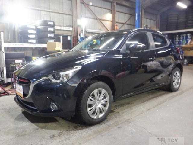 2016 Mazda Demio