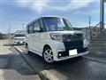 2016 Daihatsu Tanto