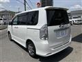 2009 Toyota Voxy