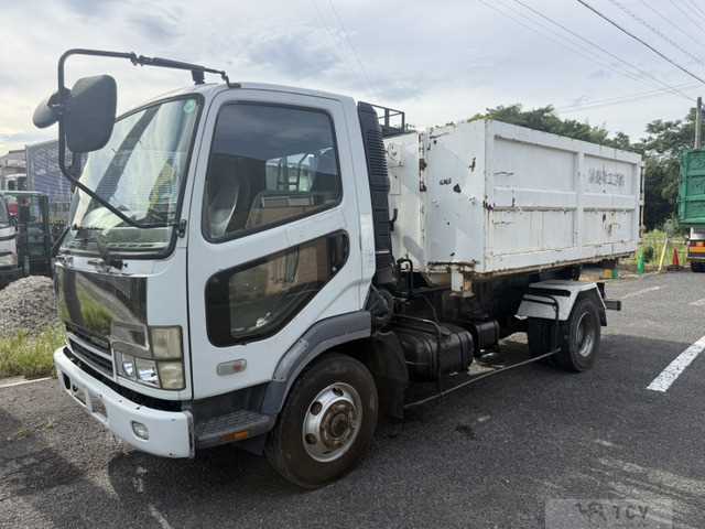 2004 Mitsubishi Fighter