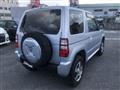 2009 Nissan KIX