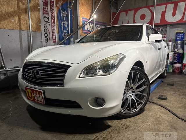 2012 Nissan Fuga