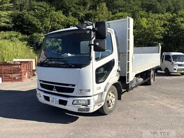 2006 Mitsubishi Fighter