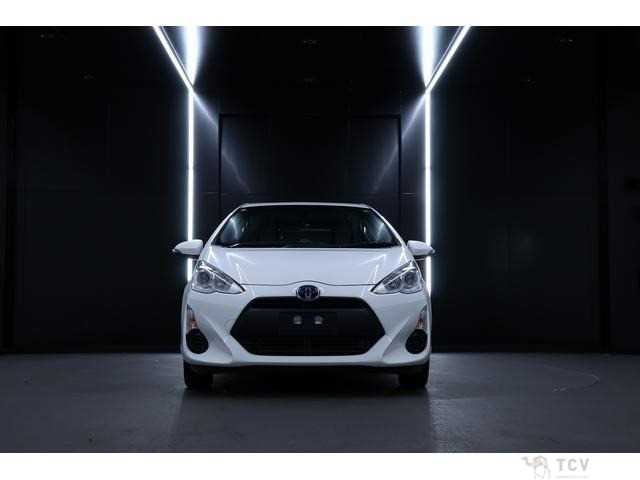 2014 Toyota AQUA