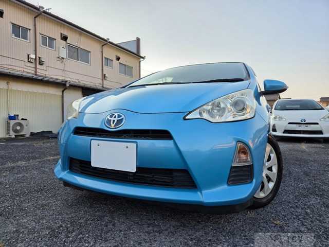 2013 Toyota AQUA