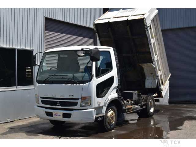 2008 Mitsubishi Fighter