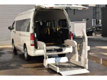 2016 Toyota Hiace Commuter