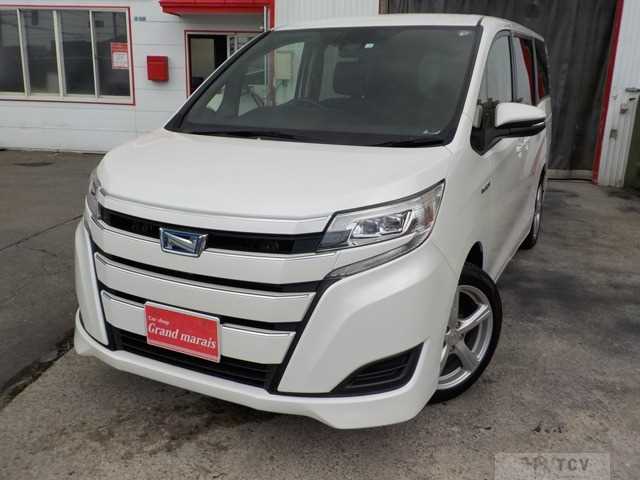 2017 Toyota Noah