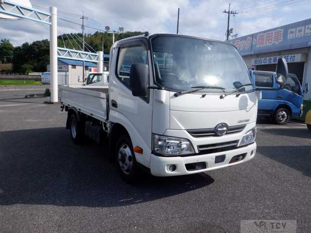 2017 Hino Dutro