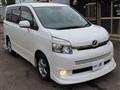 2009 Toyota Voxy
