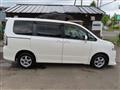 2009 Toyota Voxy
