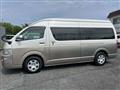 2005 Toyota Hiace Wagon