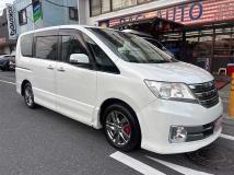 2011 Nissan Serena