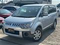 2012 Mitsubishi Delica D5