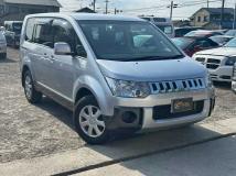2012 Mitsubishi Delica D5