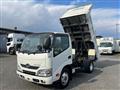 2013 Hino Dutro
