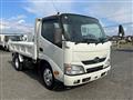 2013 Hino Dutro