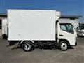 2017 Mitsubishi Canter