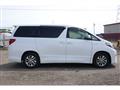 2013 Toyota Alphard Hybrid