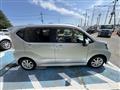 2017 Daihatsu Move Custom