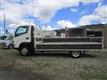 2003 Toyota Dyna Truck