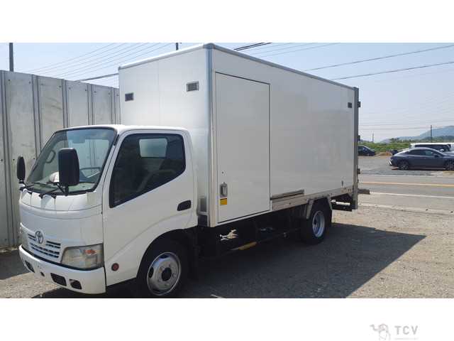 2008 Toyota Dyna Truck