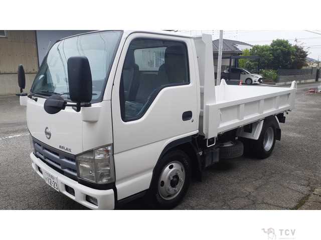 2007 Nissan Atlas