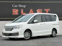 2014 Nissan Serena