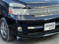 2006 Toyota Voxy