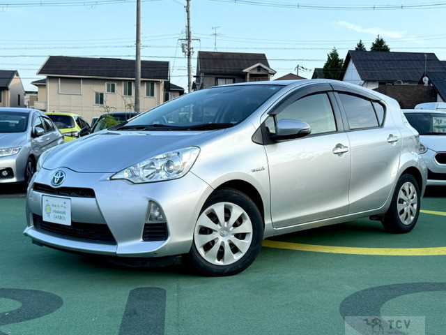 2012 Toyota AQUA
