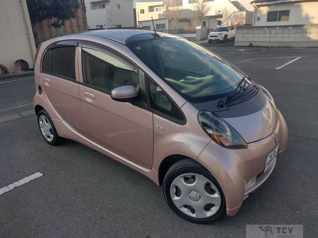 2008 Mitsubishi i