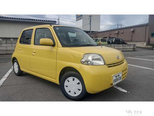 2009 Daihatsu Esse
