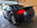 2004 Audi TT