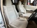 2011 Toyota Alphard G