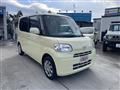 2011 Daihatsu Tanto