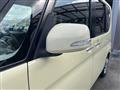 2011 Daihatsu Tanto