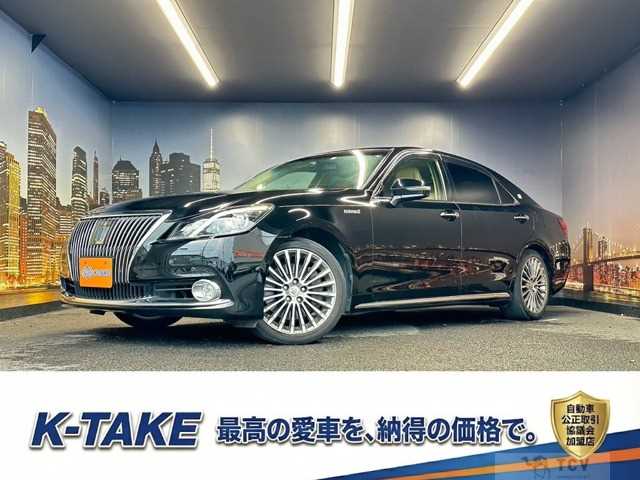 2015 Toyota Crown Majesta