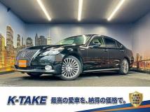 2015 Toyota Crown Majesta