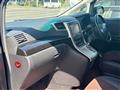 2013 Toyota Alphard G